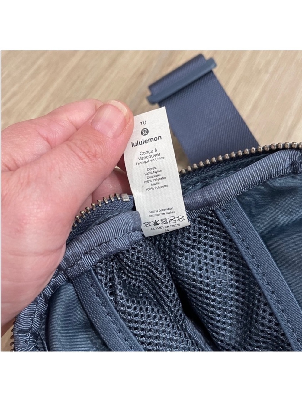 OG Lululemon Everywhere Belt Bag 1L Code Blue - Picture 13 of 13